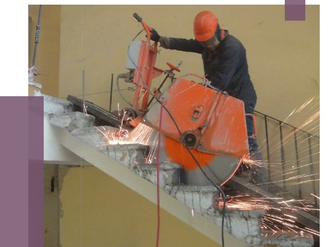 Демонтаж бетонных лестниц в Топках от 4560 руб. за м2 | ПРОЛЁТ-Тпк