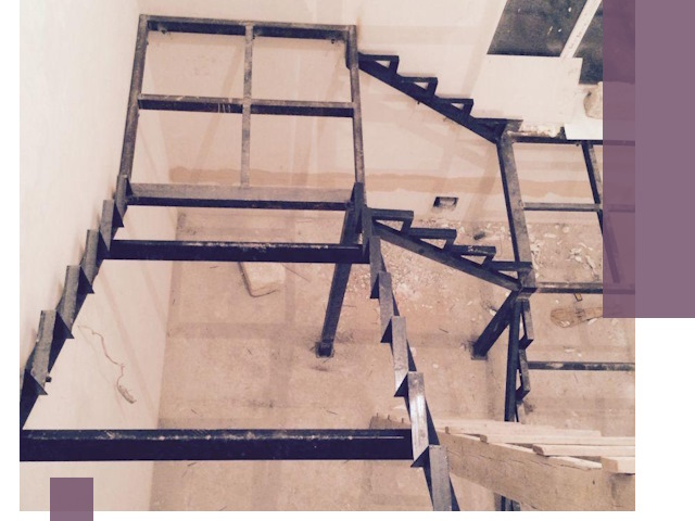 Монтаж лестниц на металлокаркасе в Топках быстро и качественно