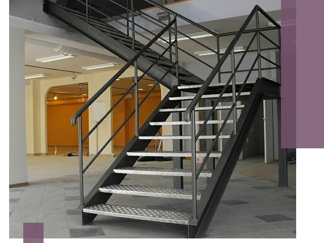 Лестницы для офиса в Топках: изготовление, монтаж, демонтаж