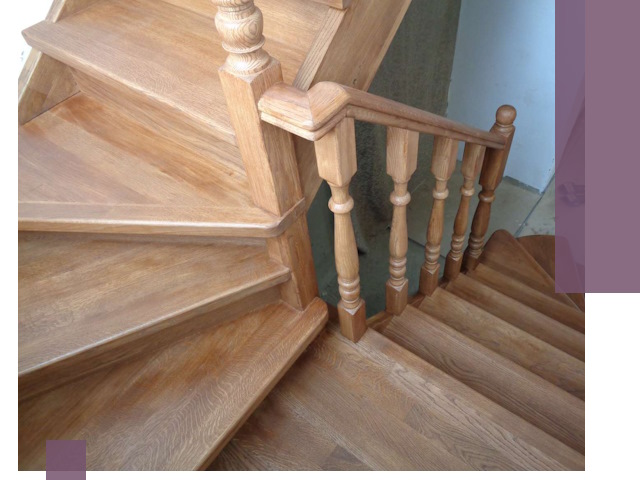 Дубовые лестницы под ключ в Топках: изготовление и монтаж