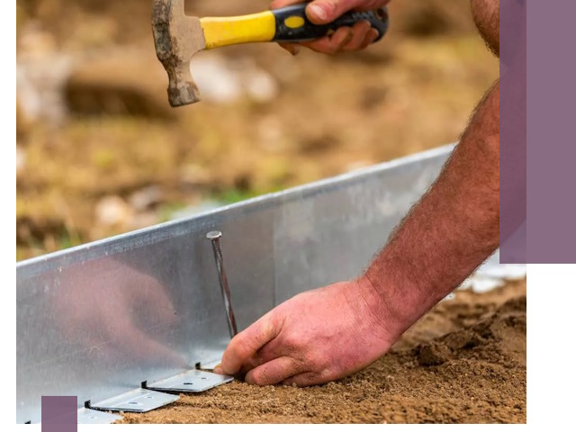 Монтаж металлических бордюров в Топках быстро и качественно
